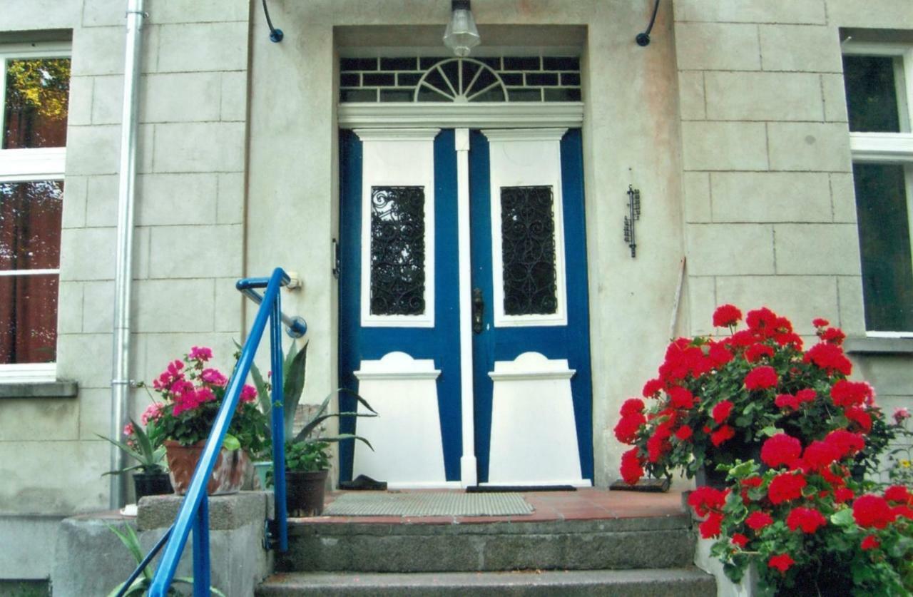 Gutshaus Alt-Jargenow Apartment Alt Jargenow Exterior photo